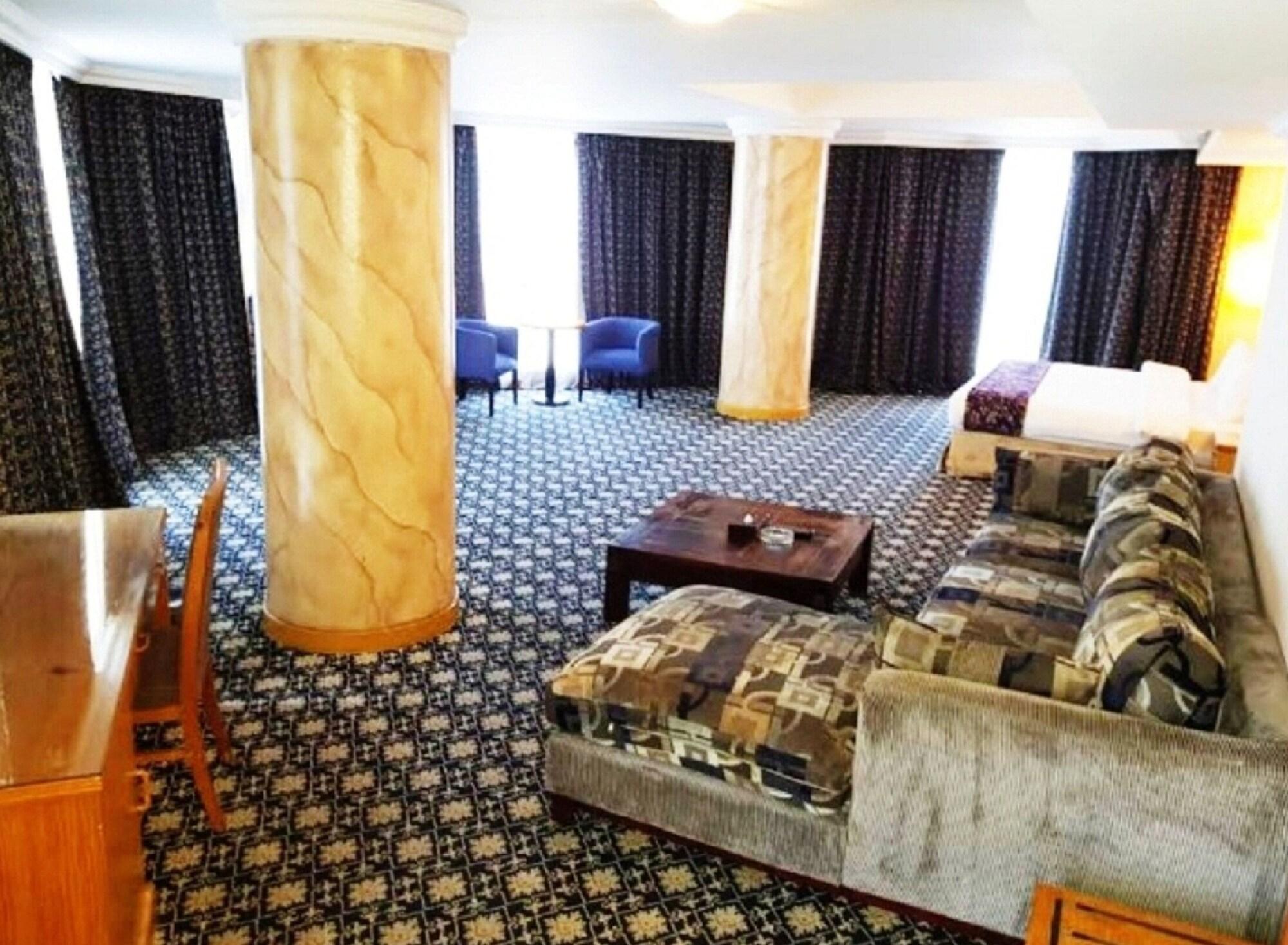 Phoenicia Tower Hotel And Spa Манама Екстериор снимка