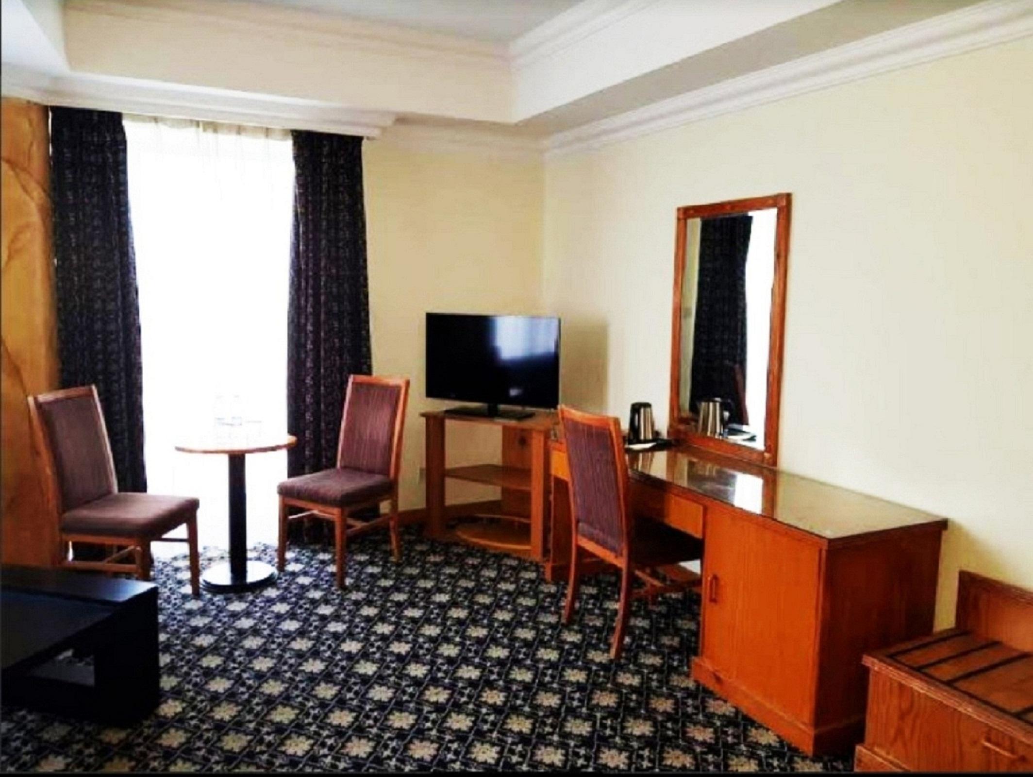 Phoenicia Tower Hotel And Spa Манама Екстериор снимка