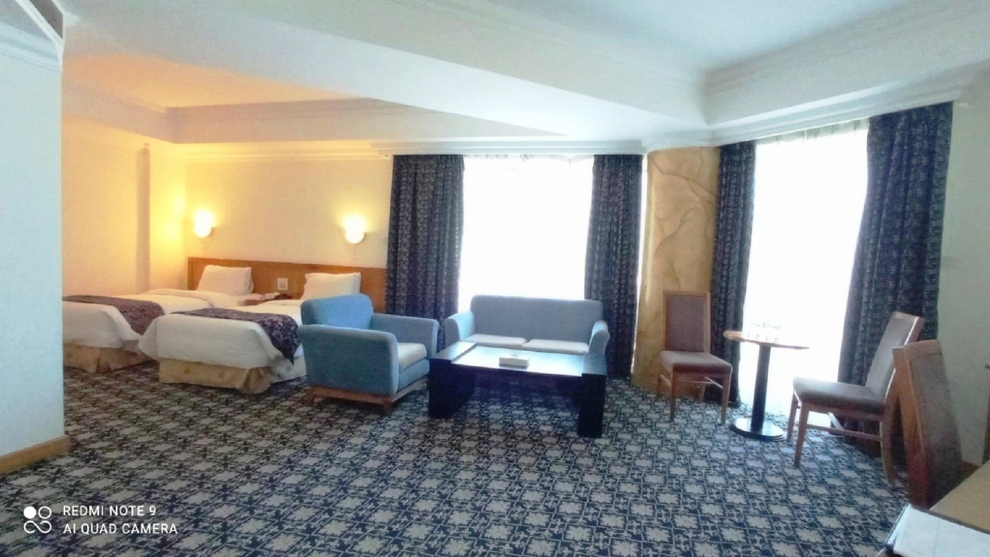 Phoenicia Tower Hotel And Spa Манама Екстериор снимка