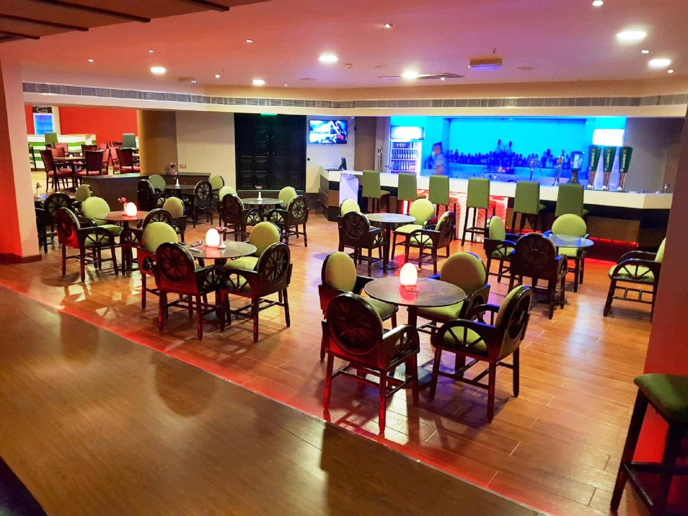 Phoenicia Tower Hotel And Spa Манама Екстериор снимка
